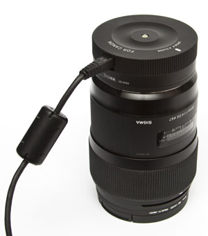 USB Dock connected to the Sigma 35mm f/1.4 lens