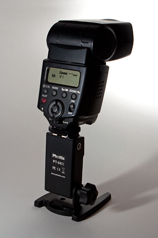 Canon 430EX flash mounted on Tetra receiver