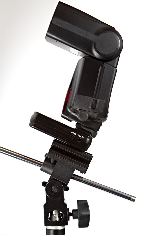 580EX II on receiver on light stand