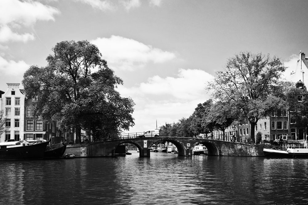 bridge over the Keizersgracht (Amstel river in the foreground)